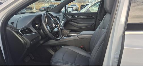 2023 Buick Enclave Essence AWD