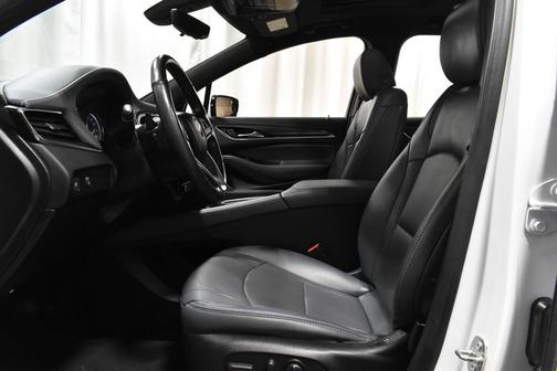 2023 Buick Enclave Essence AWD