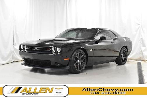 2016 Dodge Challenger R/T Scat Pack