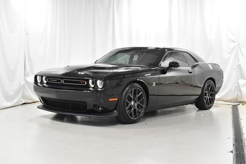 2016 Dodge Challenger R/T Scat Pack