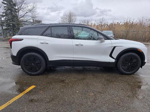 2025 Chevrolet Blazer EV eAWD LT