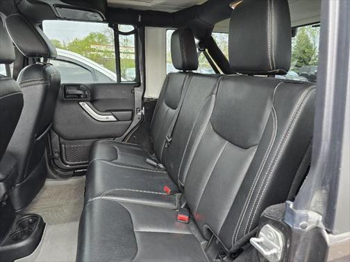 2018 Jeep Wrangler JK Unlimited Sahara