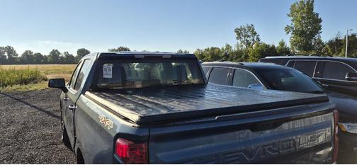 Lakeshore Blue Metallic 2024 Chevrolet Silverado 1500 LT