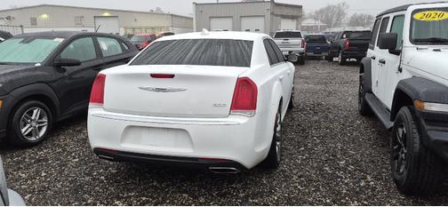 2019 Chrysler 300 Touring