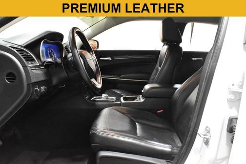 2019 Chrysler 300 Touring