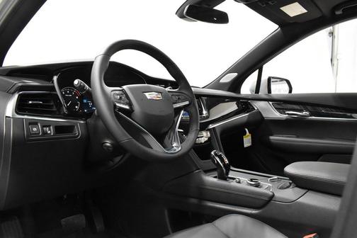 2025 Cadillac XT6 Premium Luxury FWD