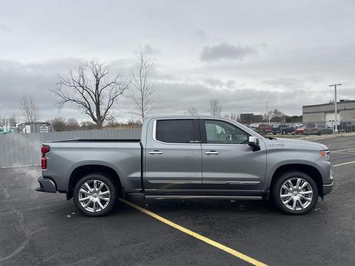 Sterling Gray Metallic 2026 Chevrolet Silverado 1500 High Country
