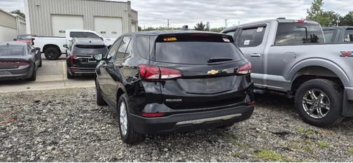 Mosaic Black Metallic 2023 Chevrolet Equinox 1LT