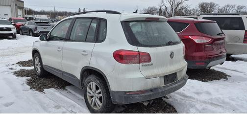 2016 Volkswagen Tiguan S