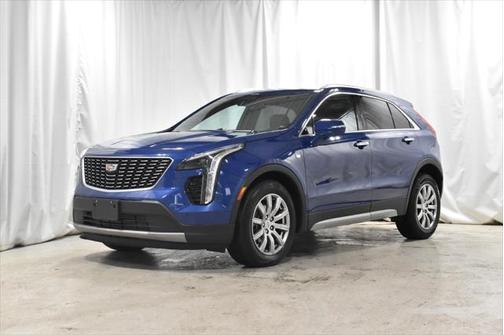 2022 Cadillac XT4 Premium Luxury