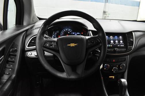 Nightfall Gray Metallic 2020 Chevrolet Trax LT