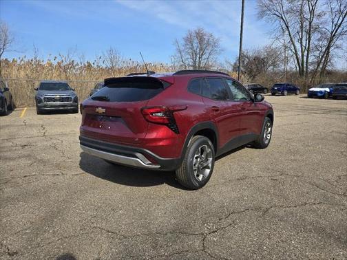2025 Chevrolet Trax LT
