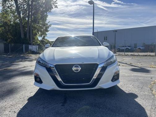 2020 Nissan Altima 2.5 SV