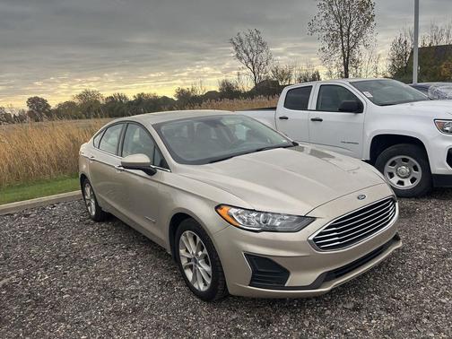 2019 Ford Fusion Hybrid SE