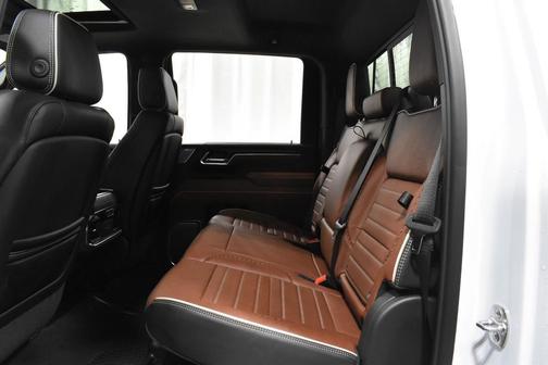 WHITE 2026 GMC Sierra 3500 Denali