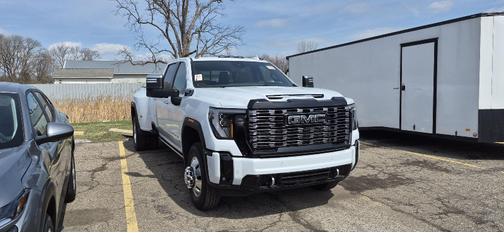WHITE 2026 GMC Sierra 3500 Denali