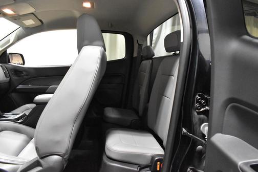 2022 Chevrolet Colorado WT