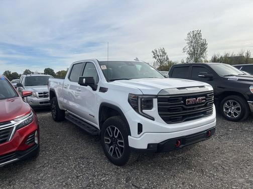 2023 GMC Sierra 1500 AT4