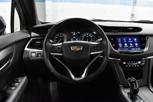 2024 Cadillac XT6 Luxury AWD