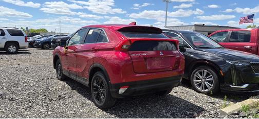 Red Diamond 2020 Mitsubishi Eclipse Cross LE