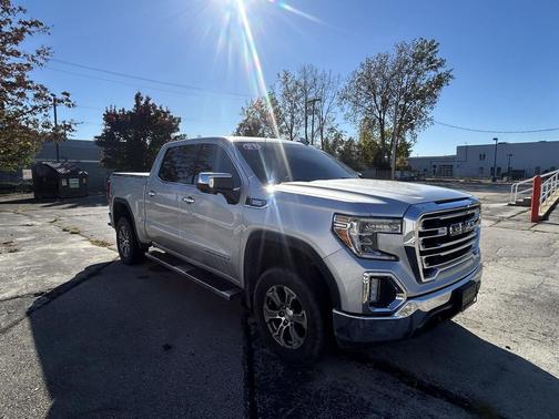 2021 GMC Sierra 1500 SLT