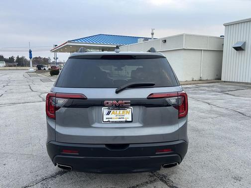 2022 GMC Acadia AWD SLE