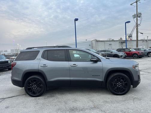 2022 GMC Acadia AWD SLE