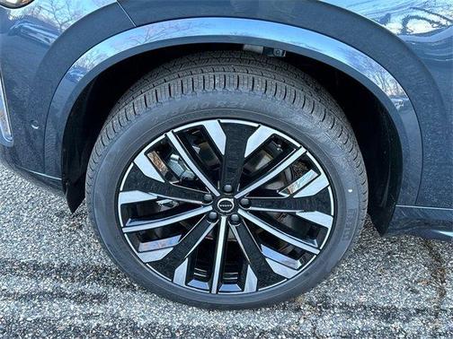 2026 Volvo XC90 B6 Plus 6-Seater