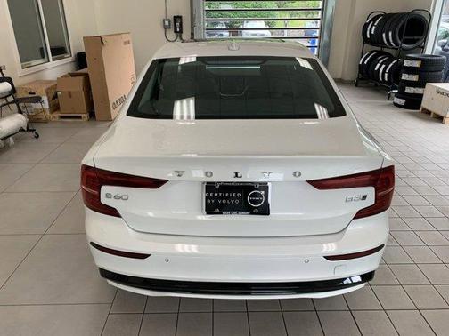 2025 Volvo S60 B5 Core