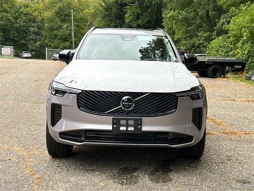 2026 Volvo XC90 B6 Ultra Dark Theme 7-Seater