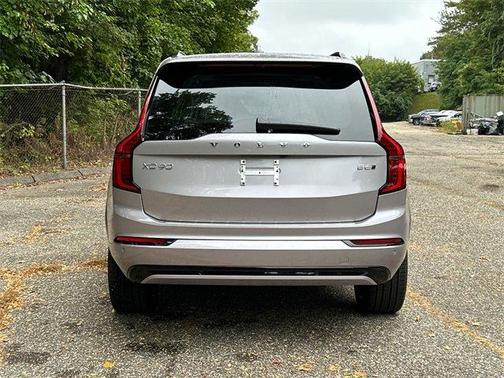 2026 Volvo XC90 B6 Ultra Dark Theme 7-Seater