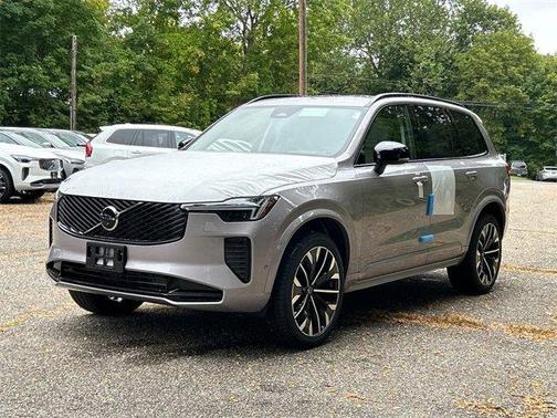 2026 Volvo XC90 B6 Ultra Dark Theme 7-Seater