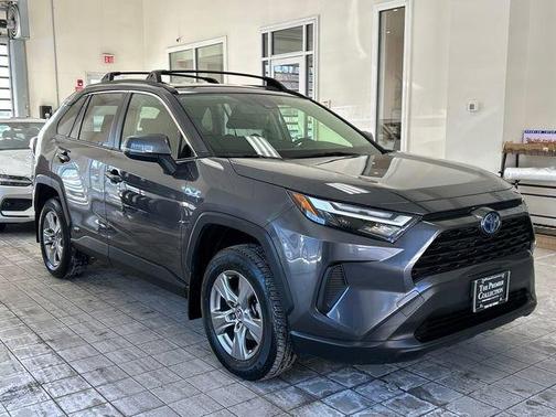 2023 Toyota RAV4 Hybrid LE