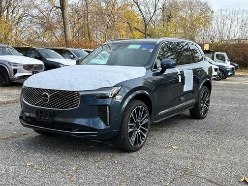 2026 Volvo XC90 B6 Plus 6-Seater