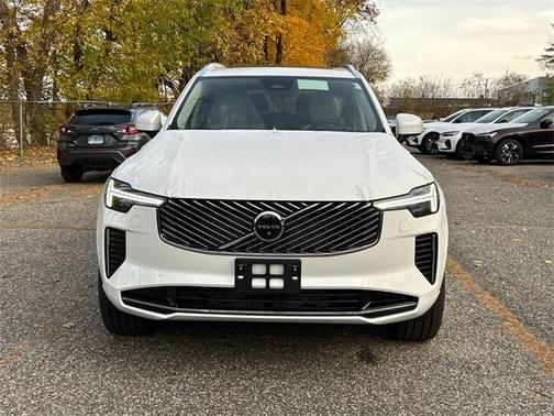 2026 Volvo XC90 B6 Ultra 7-Seater