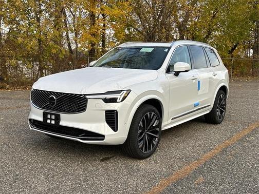 2026 Volvo XC90 B6 Ultra 7-Seater