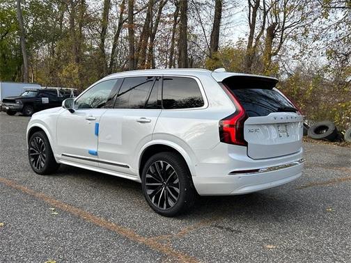 2026 Volvo XC90 B6 Ultra 7-Seater