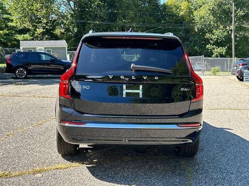 2026 Volvo XC90 B6 Plus 7-Seater