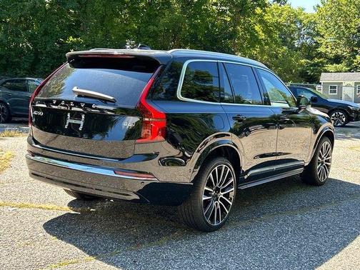 2026 Volvo XC90 B6 Plus 7-Seater