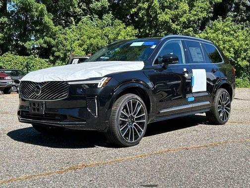 2026 Volvo XC90 B6 Plus 7-Seater