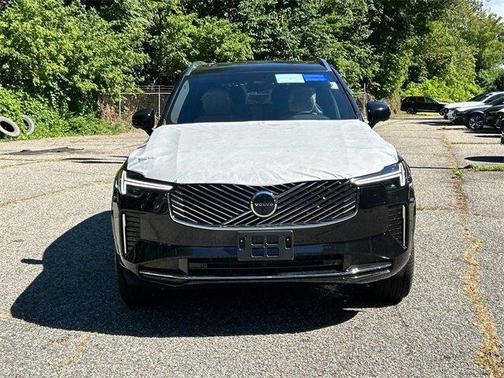 2026 Volvo XC90 B6 Plus 7-Seater