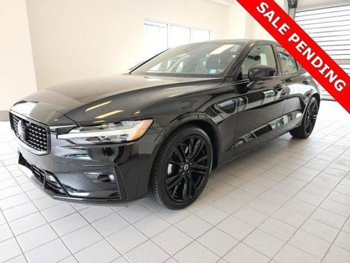 2024 Volvo S60 B5 Plus Black Edition
