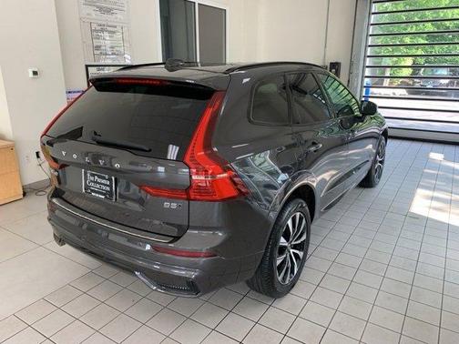 2024 Volvo XC60 B5 Core