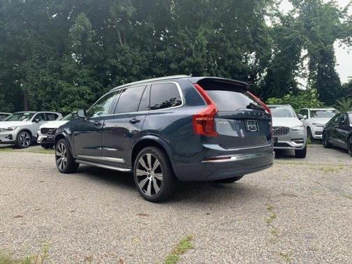 2025 Volvo XC90 Plug-In Hybrid T8 Plus 7-Seater