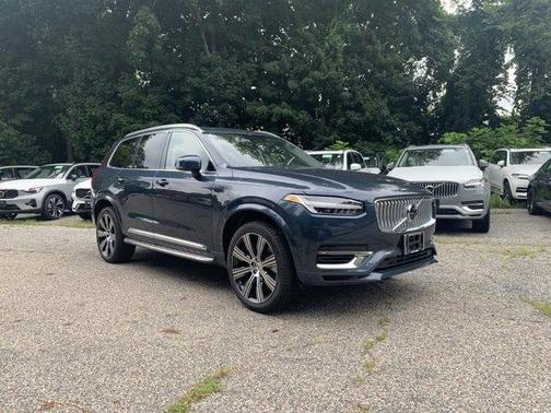 2025 Volvo XC90 Plug-In Hybrid T8 Plus 7-Seater