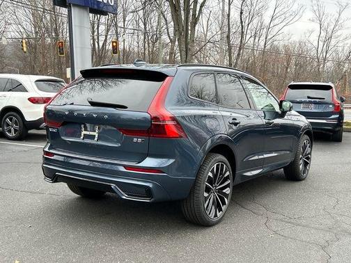 2026 Volvo XC60 B5 Ultra