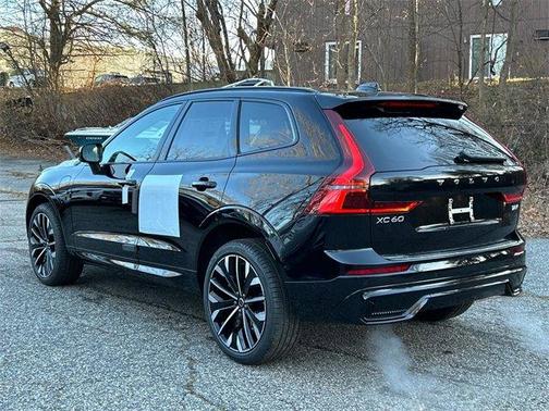 2026 Volvo XC60 Plug-In Hybrid T8 Ultra