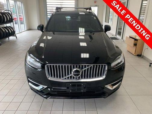 2023 Volvo XC90 B6 Ultimate 7-Seater