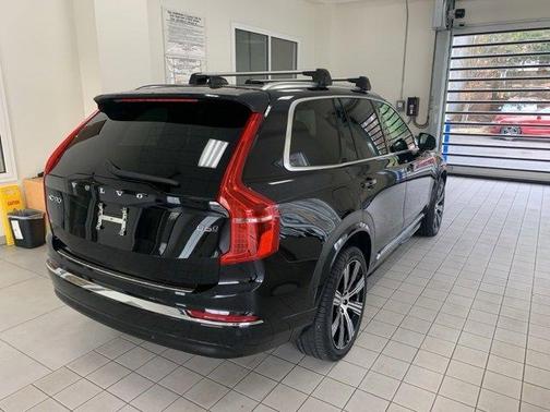 2023 Volvo XC90 B6 Ultimate 7-Seater