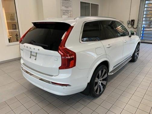 2023 Volvo XC90 Recharge Plug-In Hybrid T8 Plus Bright Theme 7 Passenger